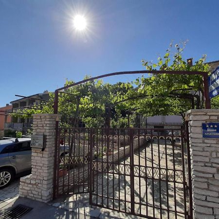 Apartments Renato Muzic Cres Exterior foto
